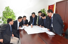 7700603_領(lǐng)導(dǎo)團(tuán)隊(duì)_aa0635f5-e1fa-4c9a-8474-42404738c144_resize_picture.jpeg